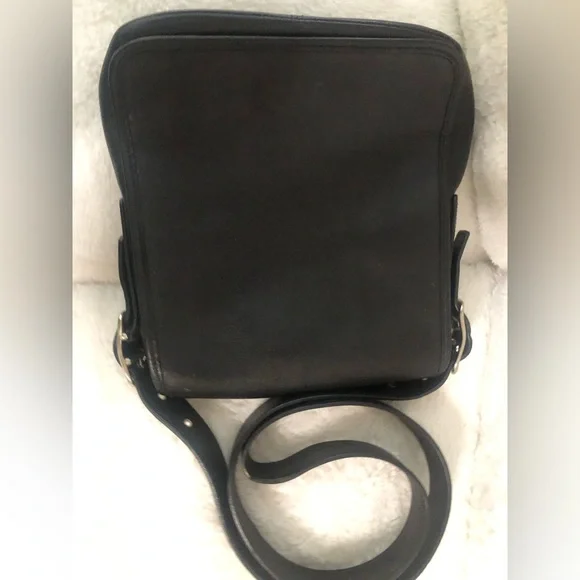 Coach | Bags | Vintage Coach All Leather J2p9335 Crossbody Bag